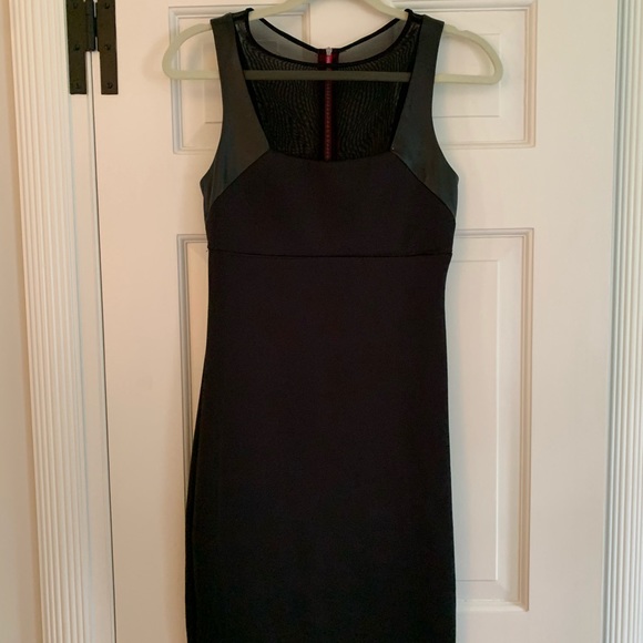 Nicole Miller Black Shift Dress Pink Zipper - Picture 2 of 4